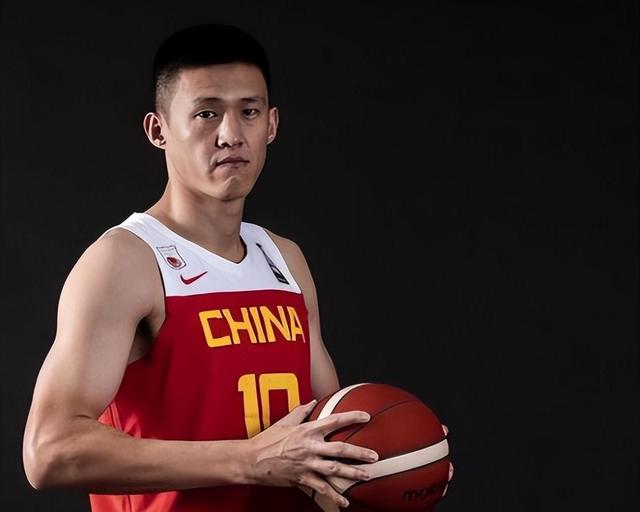冲刺阶段亚冠焦点战；深圳男篮复出首秀；管理层满意；高层口径保持一致
