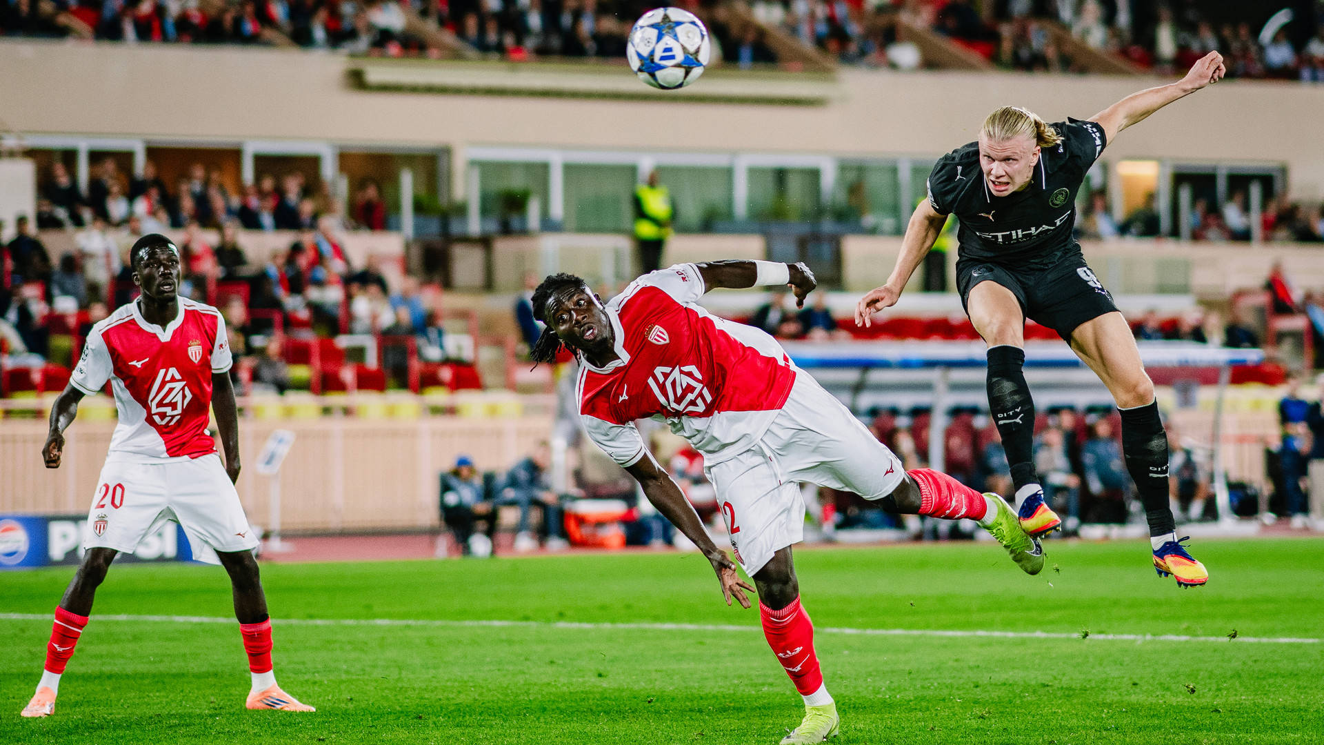 英超倒计时，摩纳哥清晨豪取连胜，细节引发关注，态度坚定，更衣室氛围转暖的简单介绍